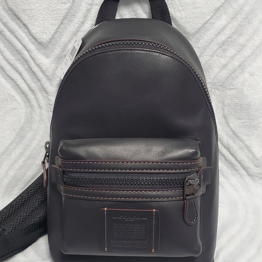 ❌SOLD❌ Coach Academy Sling Pack 93819